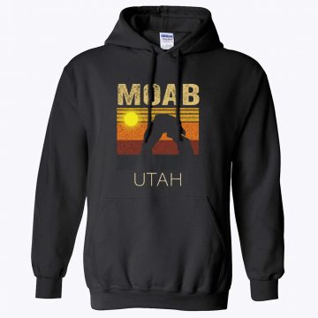 Moab Utah Retro Sunset Sunset Adventure Wanderlust Travel Outdoor Hooded